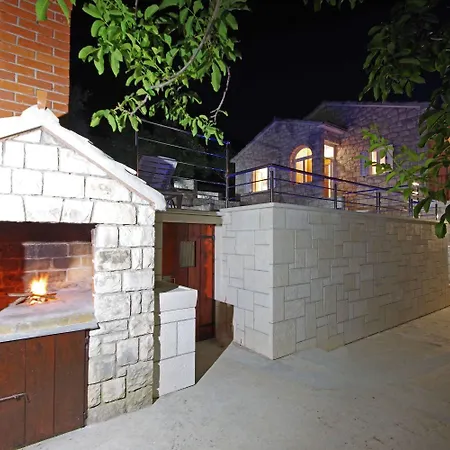House Tonko *