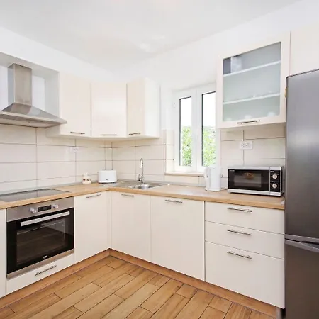 Сasa de vacaciones House Tonko