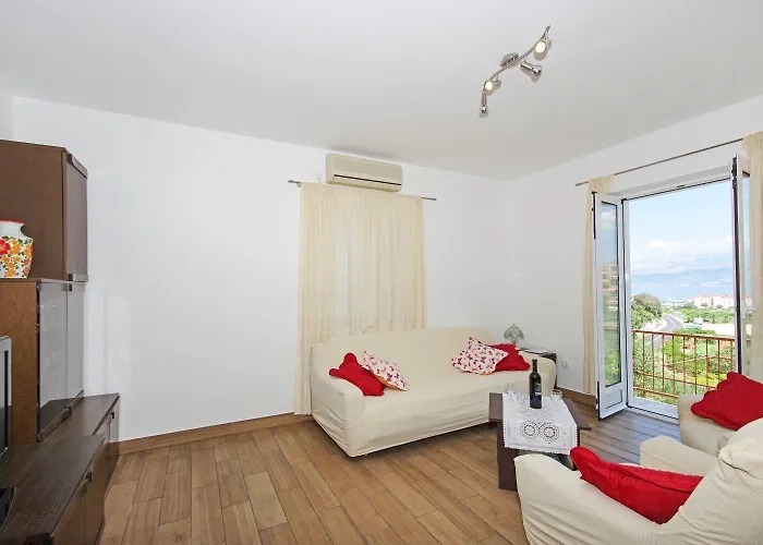 House Tonko פוסטיר