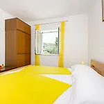 בית נופש House Tonko *