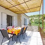 House Tonko פוסטיר